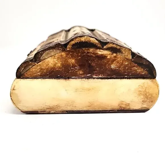 Vintage Ornate from India Tan Cream and Brass w/Felt Liner Trinket Box - Picture 4 of 9